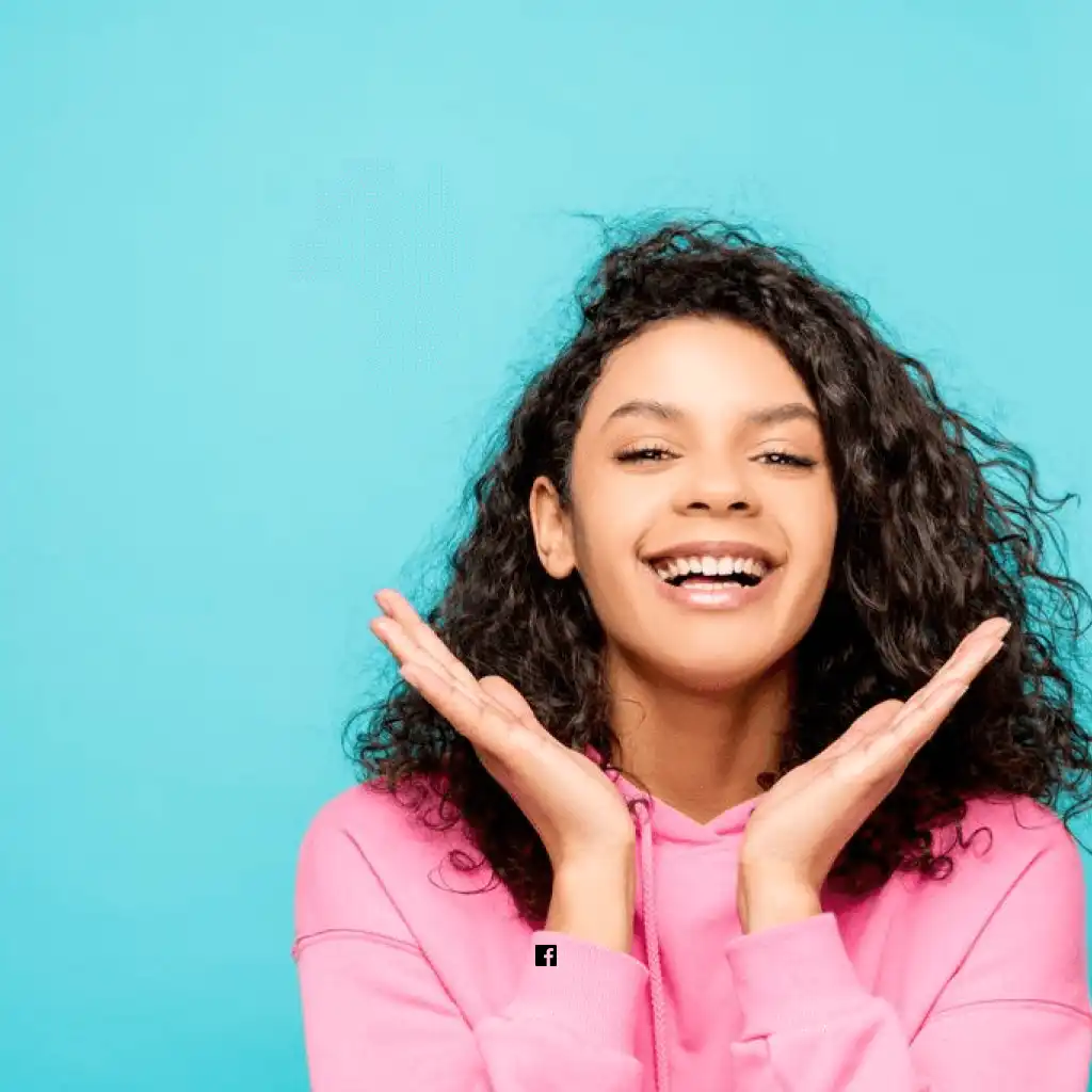 image femme fond bleu ciel see u better lyon contact